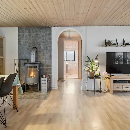 2 Bedroom Awesome In