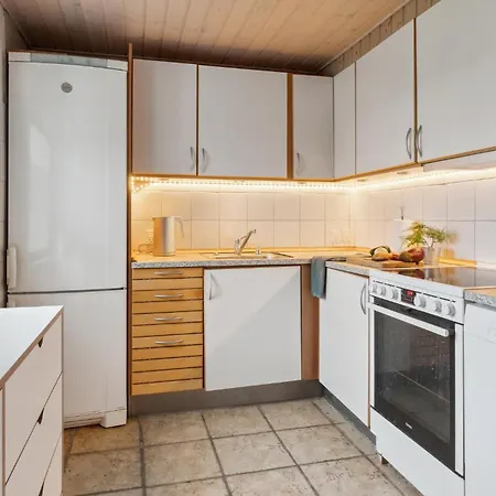 2 Bedroom Awesome In *