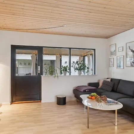 2 Bedroom Awesome In